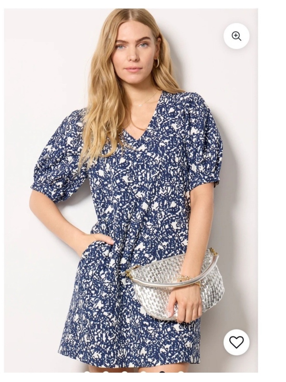 NWT Evereve size M Shay dress in navy print
